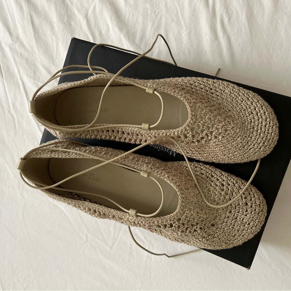 massimo dutti crochet flats